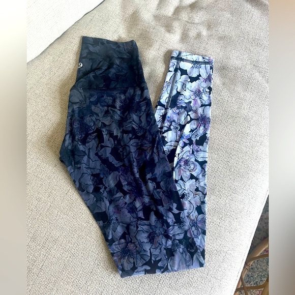 lululemon align navy white legging size 2 FLASH SALE - Picture 4 of 5